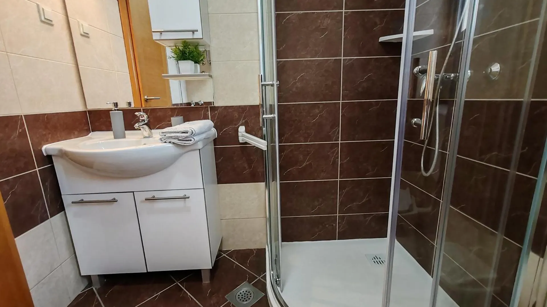 Apartments Kovacicek 2 Biograd Na Moru 0*,  Croacia