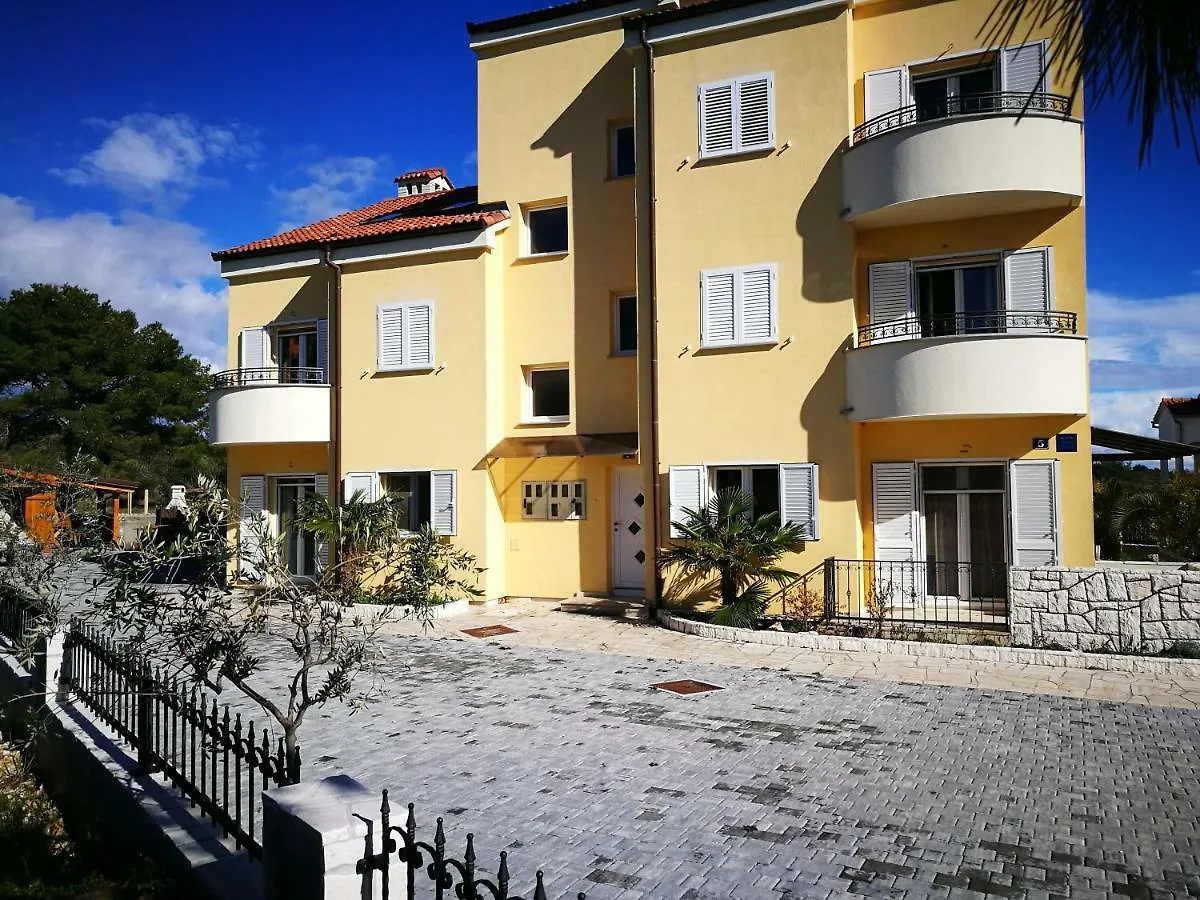 Apartments Kovacicek 2 Biograd Na Moru 0*,  Croacia